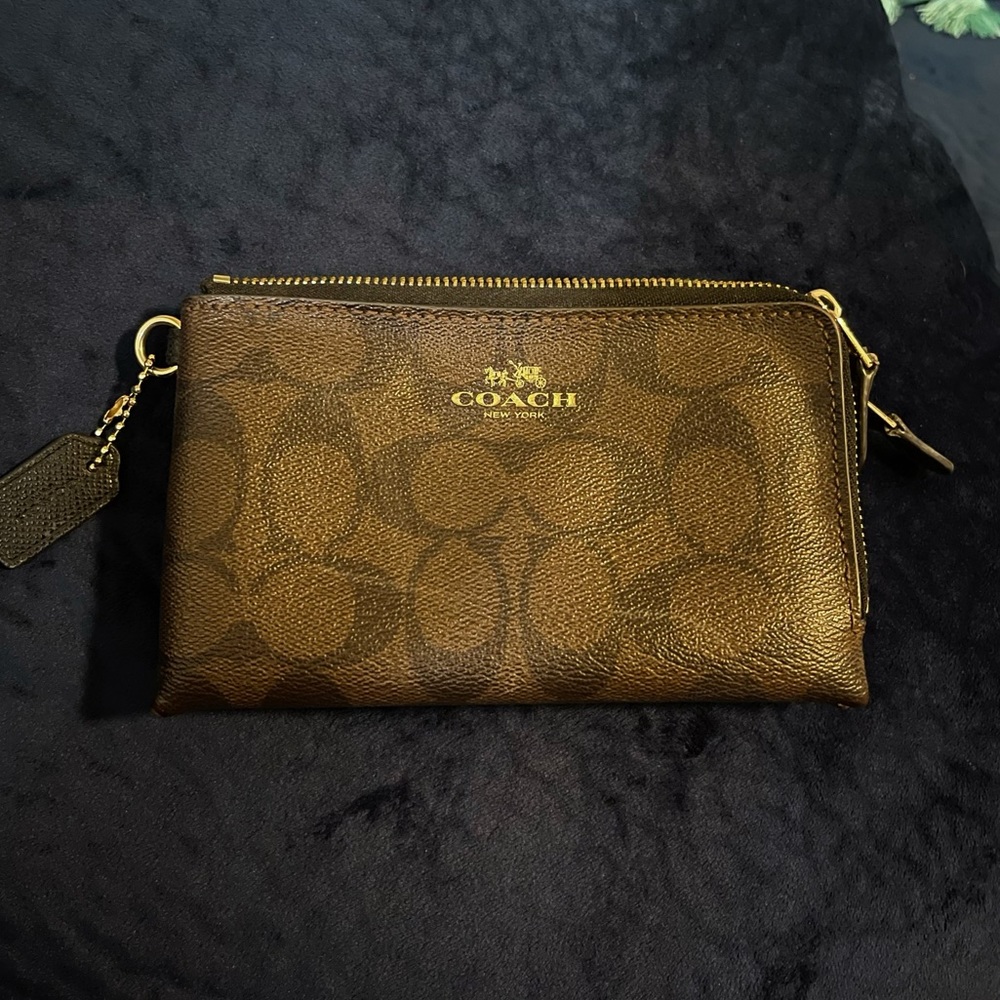 Coach Signature Double Corner Zip Wallet (Brown/Black)